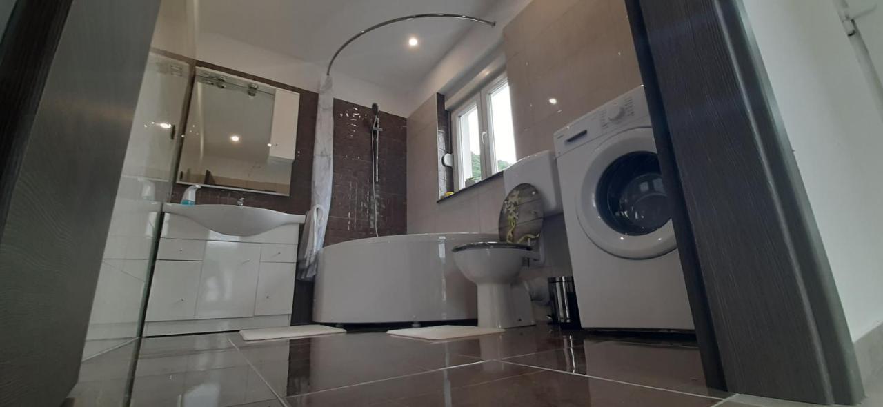 Apartmani Petar I Luka Bakar Zewnętrze zdjęcie